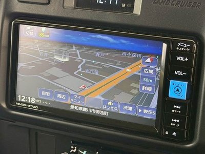 TOYOTA LAND CRUISER 70 - 3