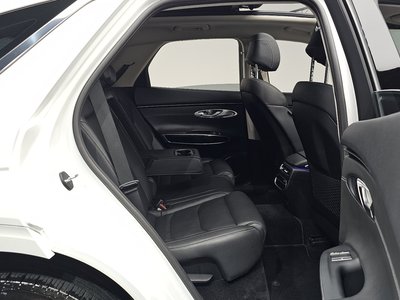 2021 Genesis GV70 — миниатюра 12