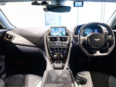 ASTON MARTIN DB11 - 2