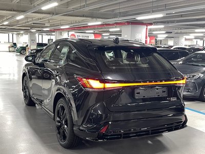 صورة 6 لـ 2026 Lexus RX