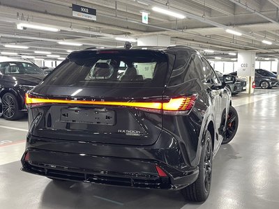 صورة 9 لـ 2026 Lexus RX