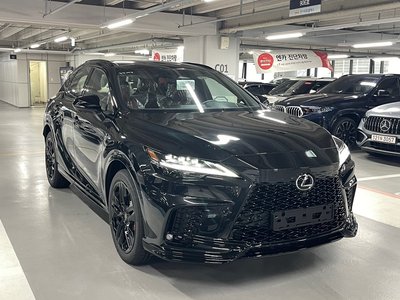 صورة 2 لـ 2026 Lexus RX