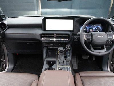 TOYOTA LAND CRUISER 250 - 2