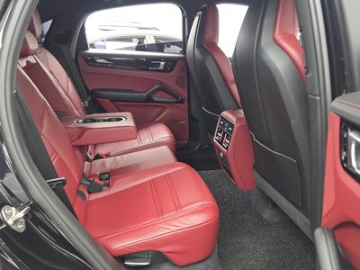 2021 Porsche CAYENNE 缩略图 12