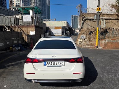 MERCEDES-BENZ E-CLASS - 3