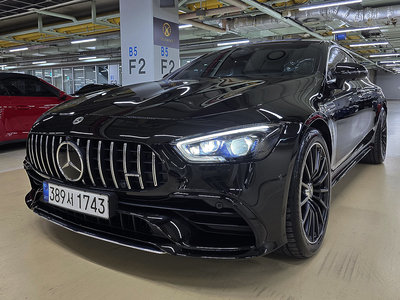 MERCEDES-BENZ GT AMG