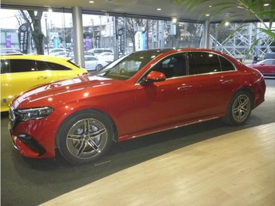 MERCEDES-BENZ E-CLASS - 3