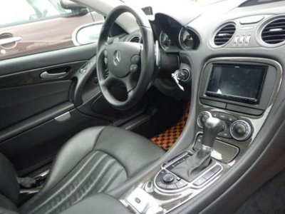 MERCEDES-BENZ SL AMG - 3