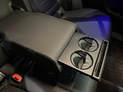 MERCEDES-BENZ GLC - 10