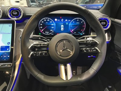 MERCEDES-BENZ GLC - 7