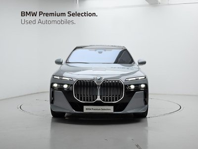 BMW 7 SERIES - 2