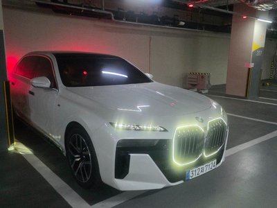 BMW 7 SERIES - 4