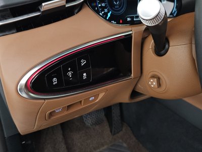 صورة مصغرة 32 لـ 2022 Genesis GV70