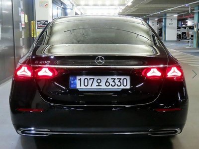 MERCEDES-BENZ E-CLASS - 6