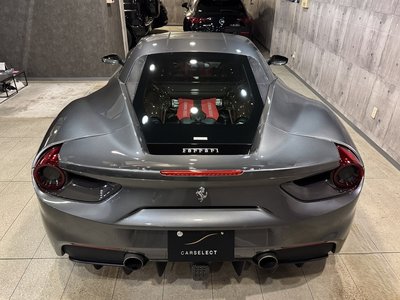 صورة 10 لـ 2016 Ferrari 488 GTB