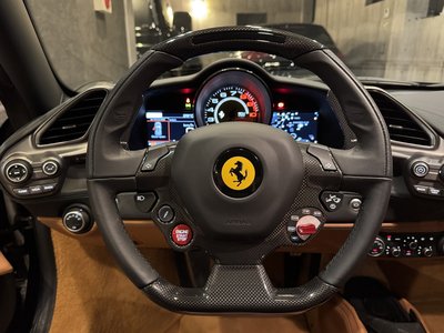 صورة 15 لـ 2016 Ferrari 488 GTB