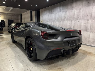 صورة 9 لـ 2016 Ferrari 488 GTB