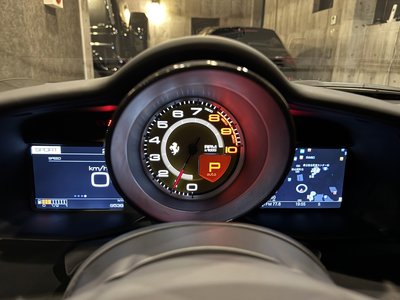 صورة 16 لـ 2016 Ferrari 488 GTB