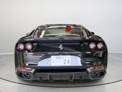 FERRARI 812 SUPERFAST - 6