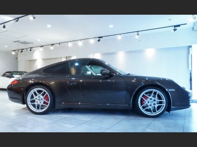 PORSCHE 911 - 8