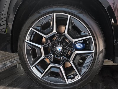 صورة مصغرة 15 لـ 2024 BMW XM