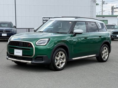 MINI MINI COUNTRYMAN - 1