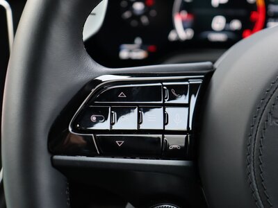 MASERATI GRECALE 2023 thumbnail 13