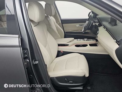 صورة 10 لـ 2021 Genesis GV70