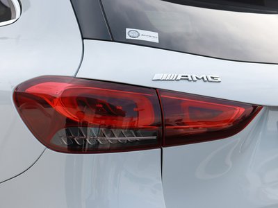 2022 Mercedes-BENZ GLA AMG — миниатюра 23