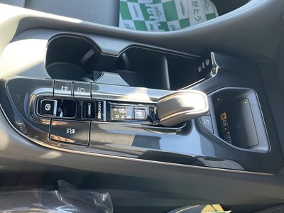 2026 Toyota CROWN SPORT thumbnail 41