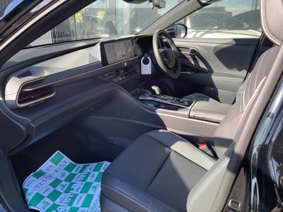 2026 Toyota CROWN SPORT thumbnail 28