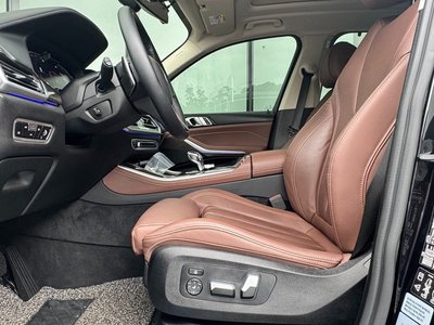 صورة 10 لـ 2022 BMW X5