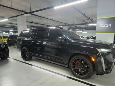 CADILLAC ESCALADE 5TH GENERATION - 9