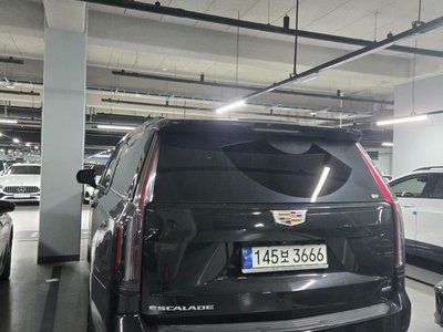CADILLAC ESCALADE 5TH GENERATION - 2