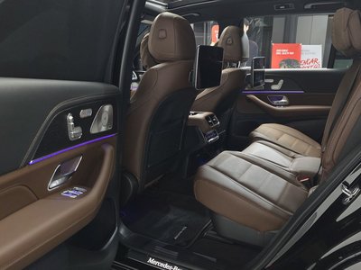 2026 Mercedes-BENZ GLS — миниатюра 16