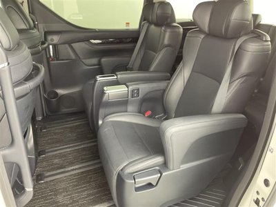 صورة مصغرة 29 لـ 2023 Toyota ALPHARD