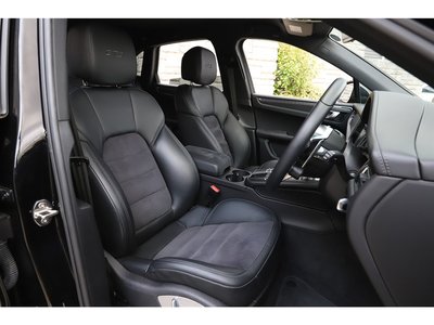 2020 Porsche MACAN 缩略图 11