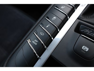 2020 Porsche MACAN 缩略图 55