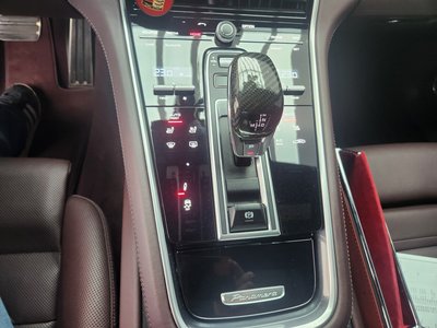 PORSCHE PANAMERA - 9