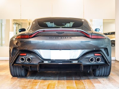 ASTON MARTIN VANTAGE - 6