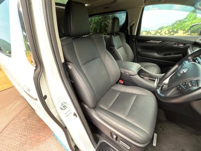 TOYOTA ALPHARD - 7