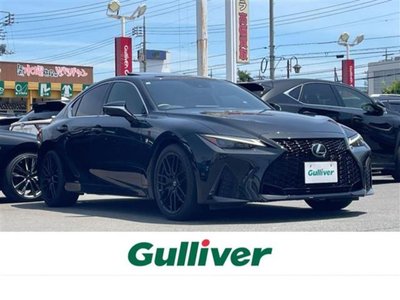 LEXUS IS - 1