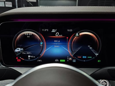 MERCEDES-BENZ CLS - 8