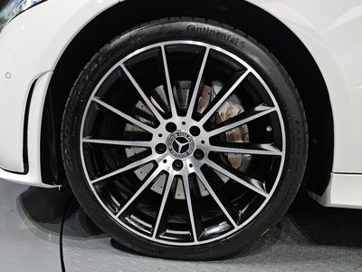 MERCEDES-BENZ CLS - 6