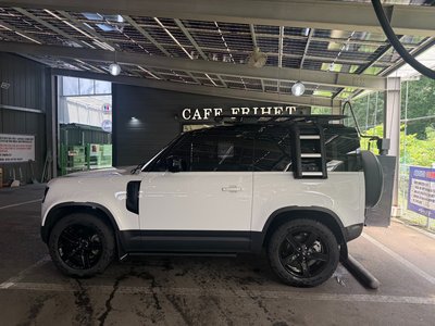 صورة 2 لـ 2023 LAND Rover DEFENDER