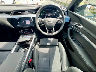 2024 AUDI Q8 SPORTBACK E-TRON — фото 8