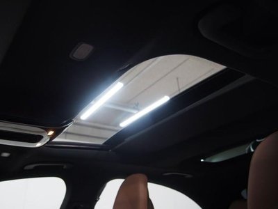 MERCEDES-BENZ E-CLASS - 10