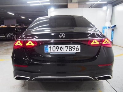 MERCEDES-BENZ E-CLASS - 4