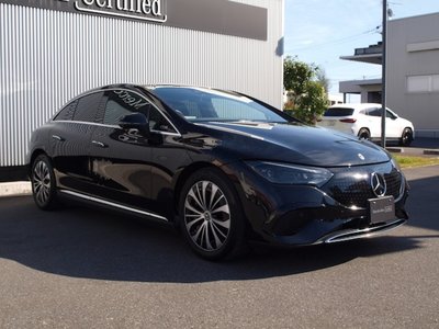 MERCEDES-BENZ EQE - 7