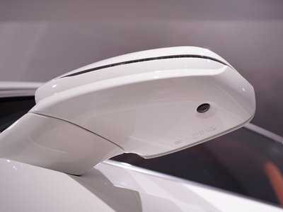 BENTLEY BENTAYGA - 6